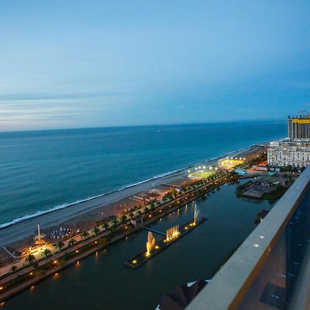 Orbi City Sea View Batumi Esterno foto