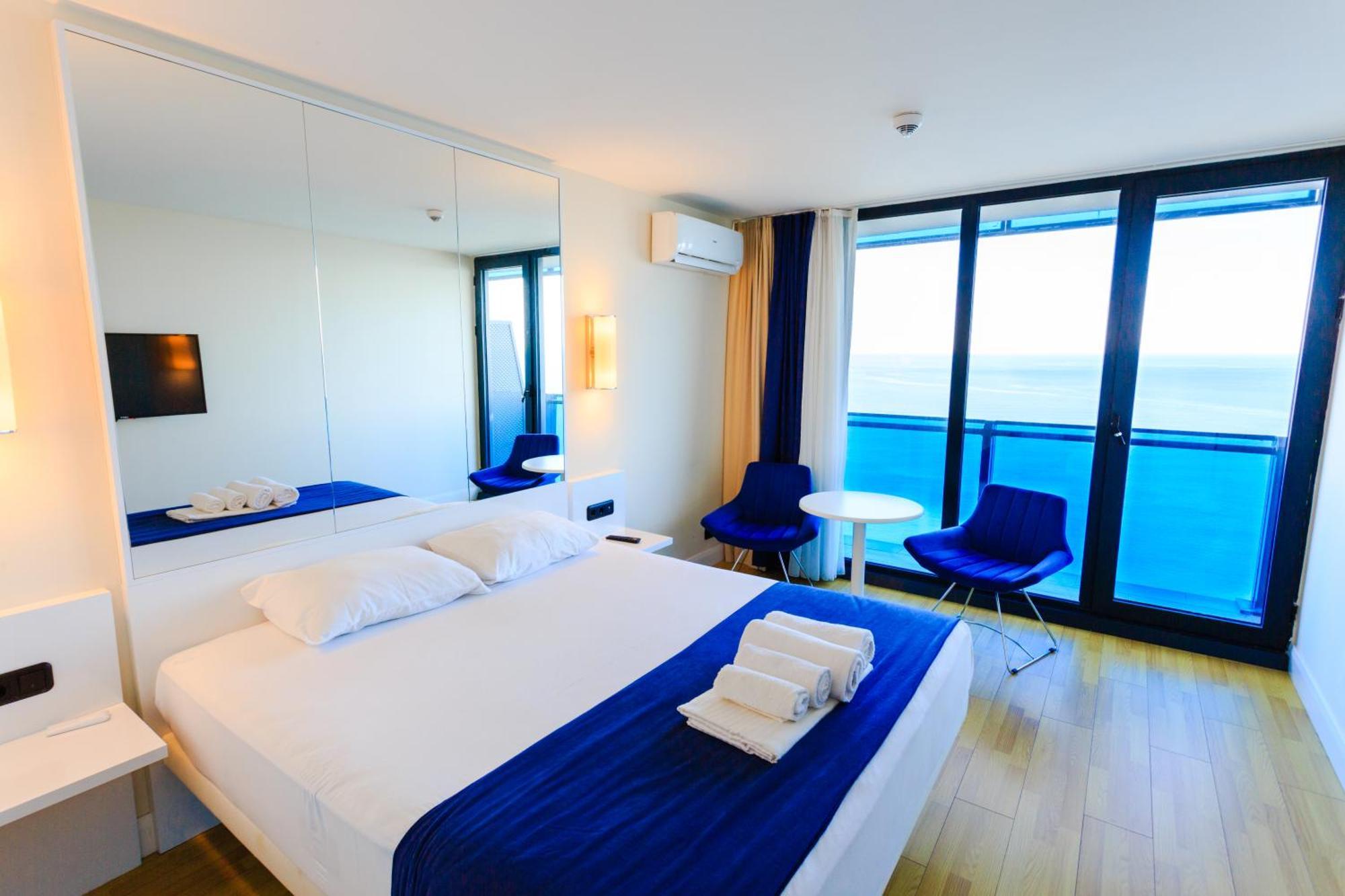Orbi City Sea View Batumi Esterno foto